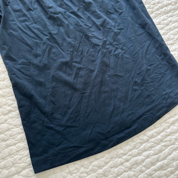 Lululemon Men’s Collared Shirt - Picture 12 of 14